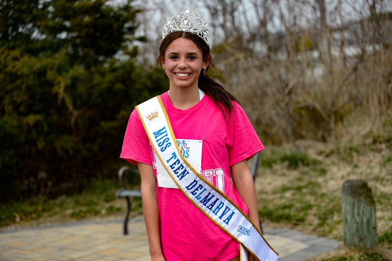 Aniyah Daisey is Miss Teen Delmarva.